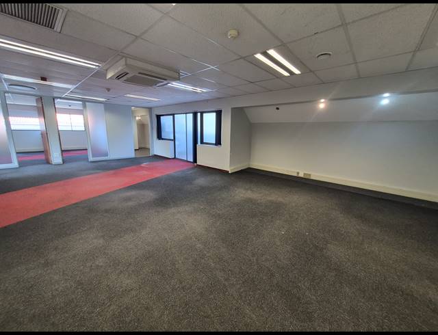 325M² OFFICE TO LET IN WOODMEAD